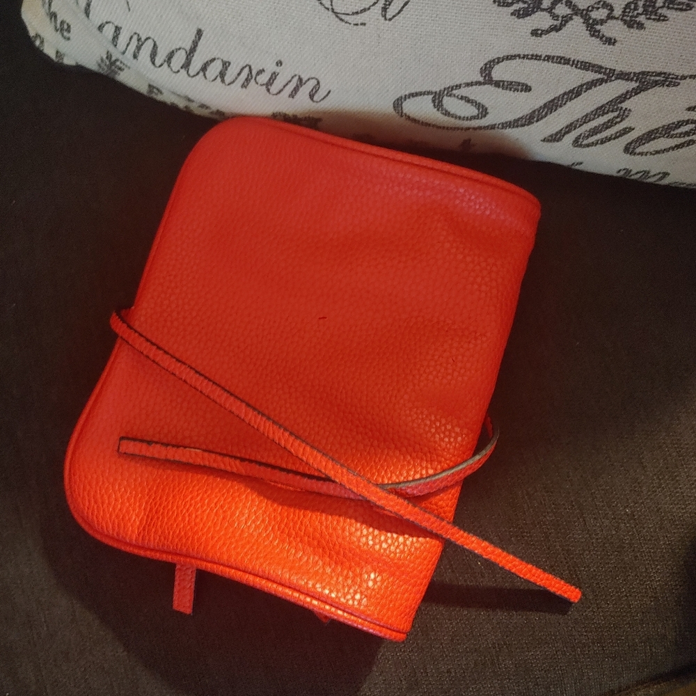 It's TRAVEL season... you'll need this to protect your jewelry!